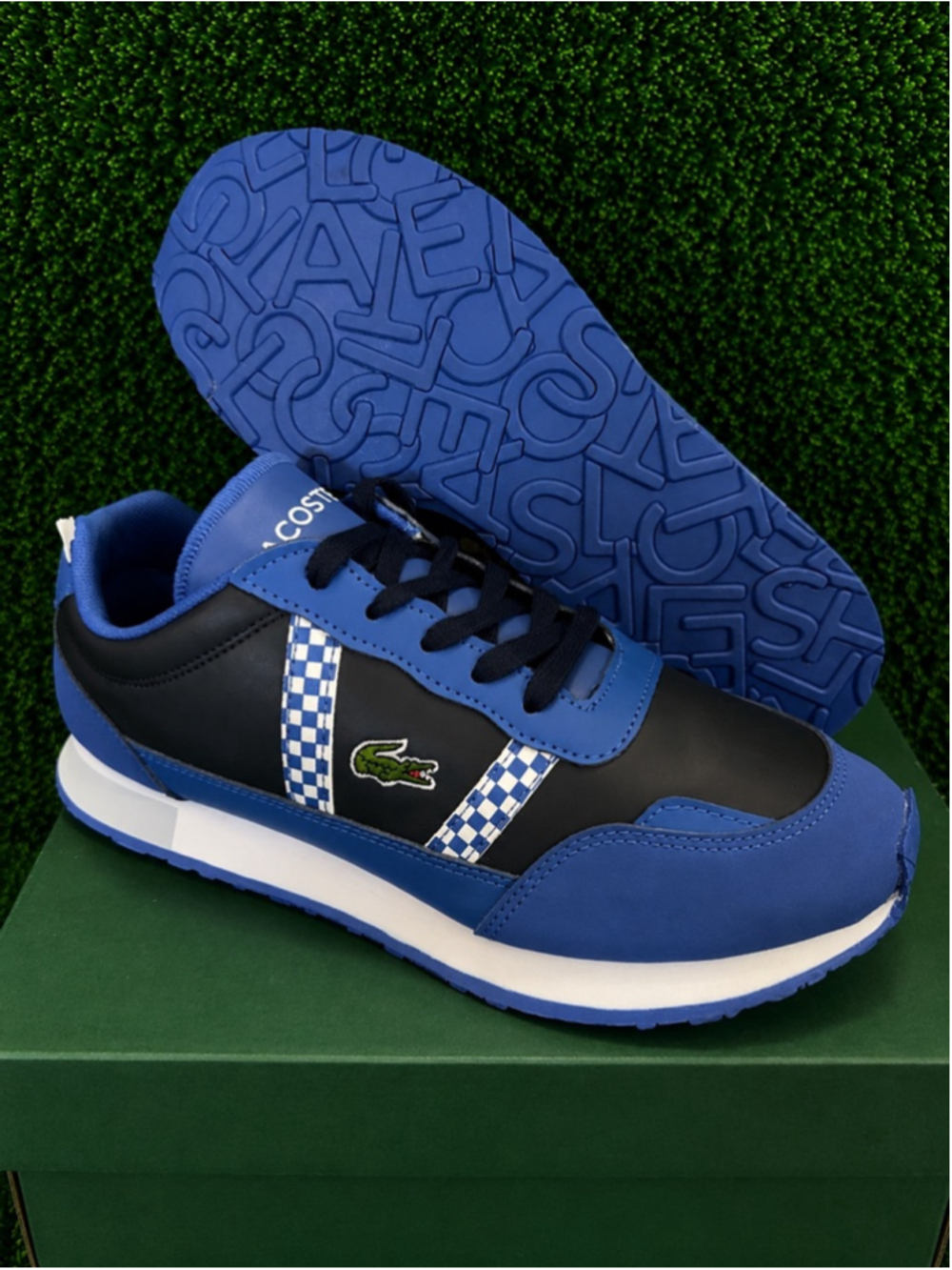 Lacoste Partner 123 1 SUJ SYN Navy Blue Sneakers Youth Size 6